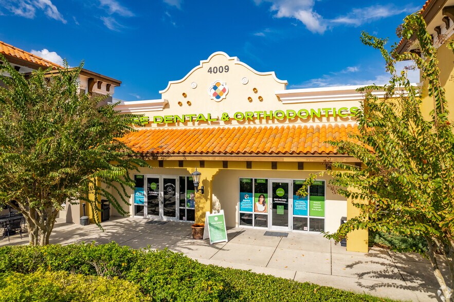 More Photos Of 4011 Tampa Rd, Oldsmar Unknown For Lease