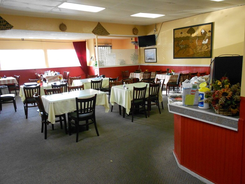 More Photos Of 14044-14112 S Crenshaw Blvd, Gardena Storefront Retail Office For Lease