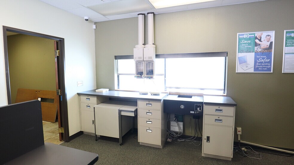 More Photos Of 3425 Hobson Rd, Fort Wayne Storefront Retail Office For Sale