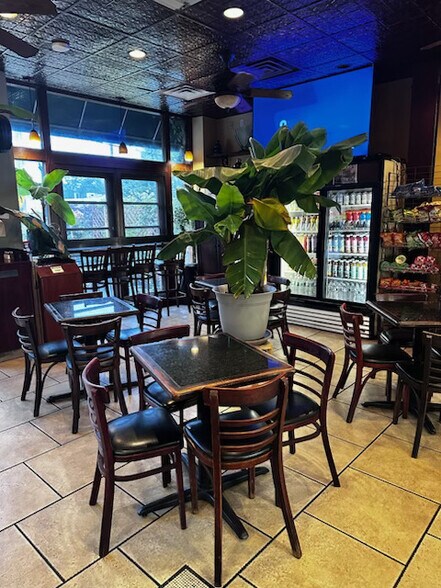 More Photos Of 478 Glen Cove Ave, Sea Cliff Restaurant For Sale