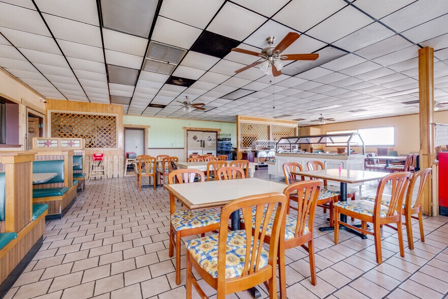 More Photos Of 103 Interstate 40, Shamrock Restaurant For Sale