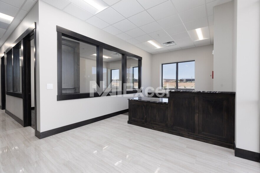 More Photos Of 744 Enterprise dr, St George Warehouse For Lease