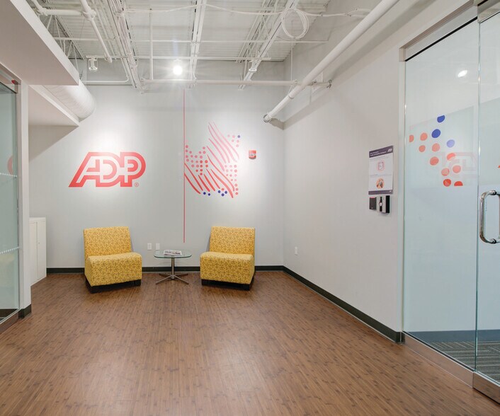 More Photos Of 1610 Des Peres Rd, Des Peres Unknown For Lease