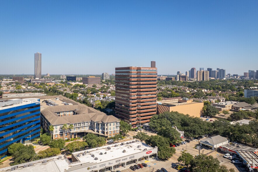 More Photos Of 2603 Augusta Dr, Houston Office For Lease