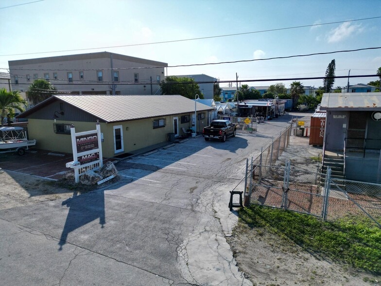 More Photos Of 5580 1st Ave, Key West Office For Sale