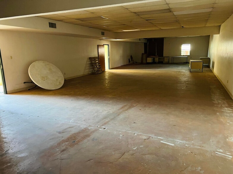 More Photos Of 1150 Fuller Dr, Dallas Religious Facility For Sale