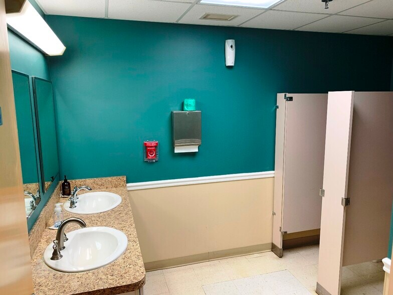 More Photos Of 2628 Fire Rd, Egg Harbor Township Unknown For Lease