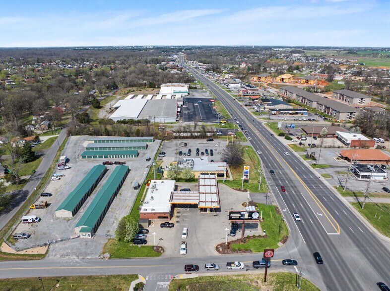 More Photos Of 1826 Fort Campbell Blvd, Clarksville General Retail For Lease
