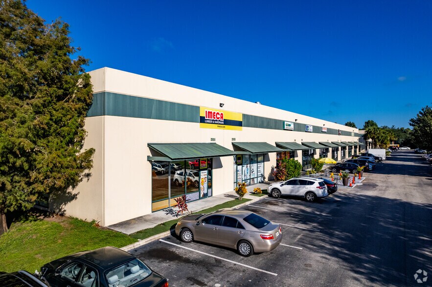 Primary Photo Of 1201-1215 E Donegan Ave, Kissimmee Warehouse For Lease