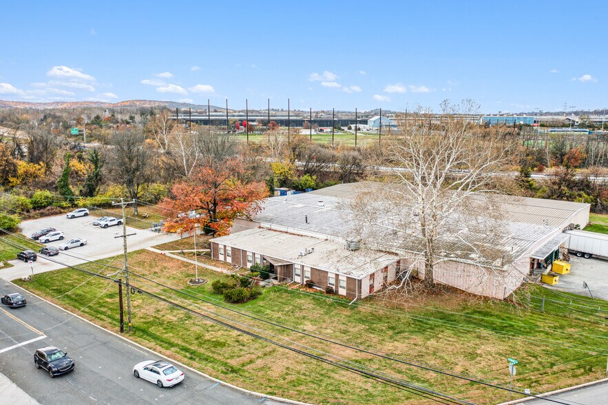 More Photos Of 680 Colwell Ln, Conshohocken Manufacturing For Lease