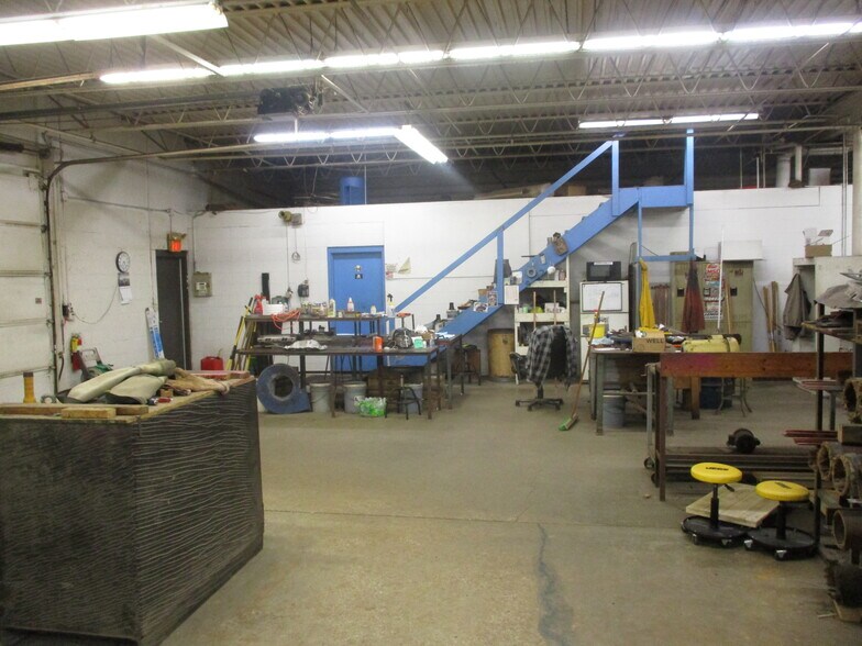 More Photos Of 3745 Dykstra Dr NW, Grand Rapids Manufacturing For Sale