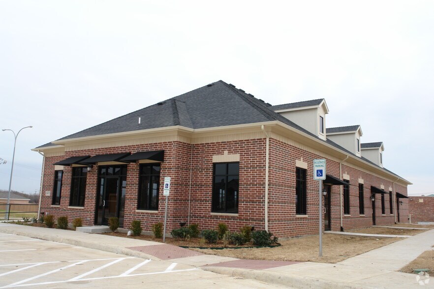 More Photos Of 6635 Sandshell Blvd, Fort Worth Medical For Sale