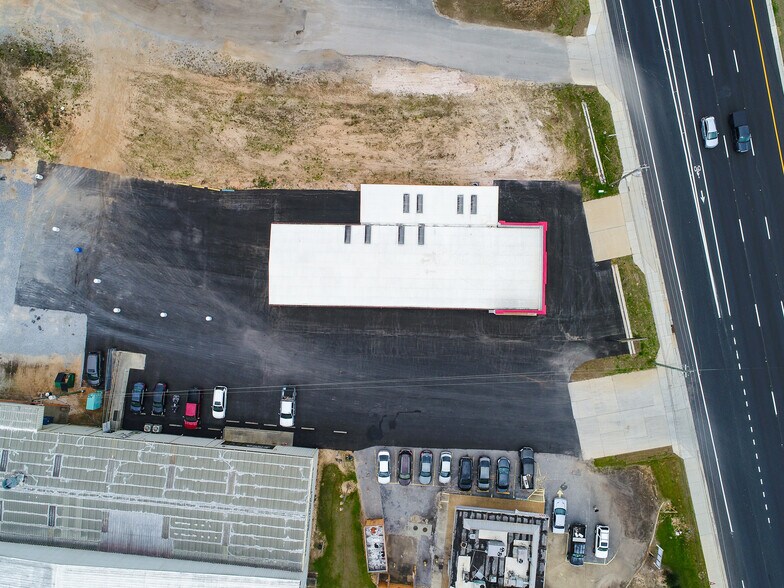 More Photos Of 8969 Pensacola Blvd, Pensacola Auto Repair For Sale