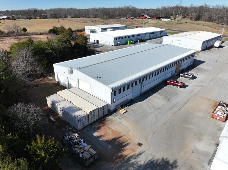 More Photos Of 3275 Newport Hwy, Sevierville Flex For Sale