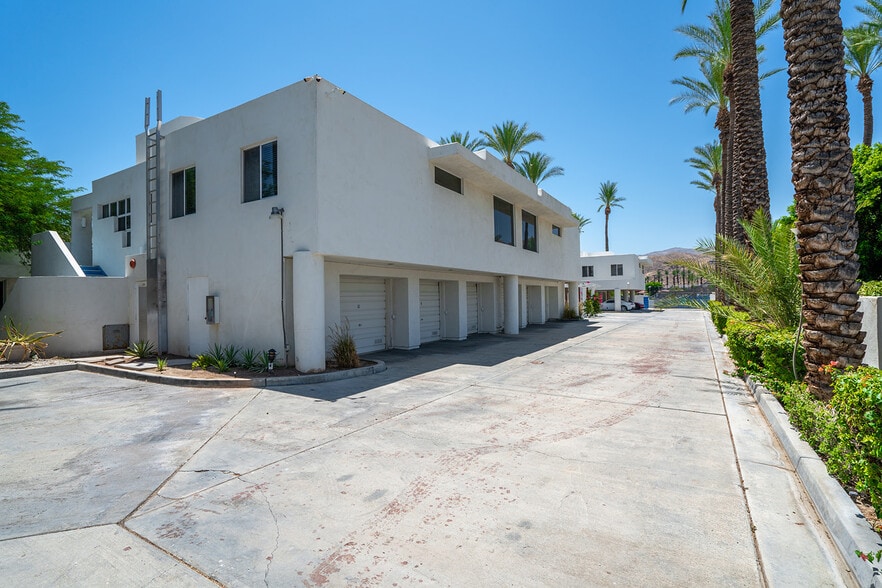 More Photos Of 67590 Jones Rd, Cathedral City Hotel For Sale