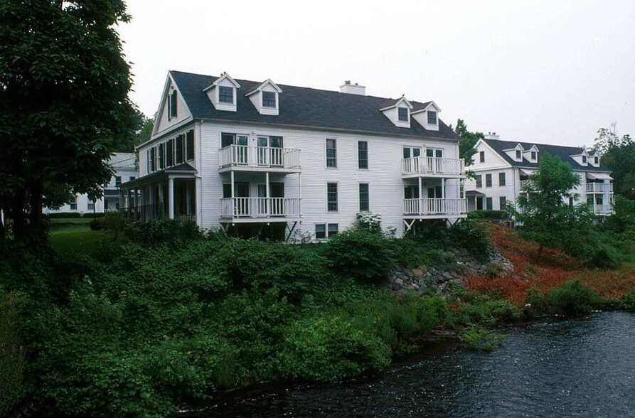 More Photos Of 6 Pleasant St, Natick Unknown For Lease