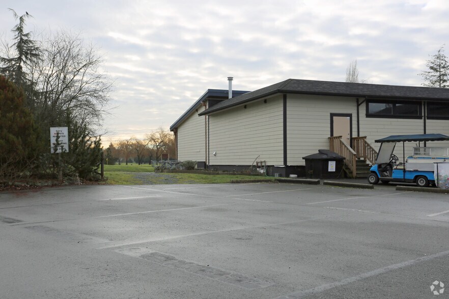 More Photos Of 11550 Trunk Rd, Delta Golf Course Driving Range For Sale