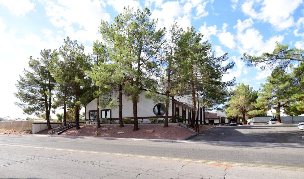 More Photos Of 3910 Pecos Mcleod Rd, Las Vegas Office For Lease