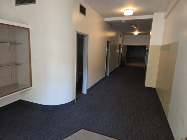 More Photos Of 714 SW 11th Ave, Portland Loft Creative Space For Lease