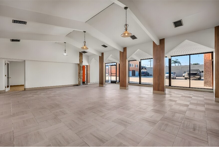 More Photos Of 4020 Slauson Ave, Maywood Storefront Retail Office For Lease