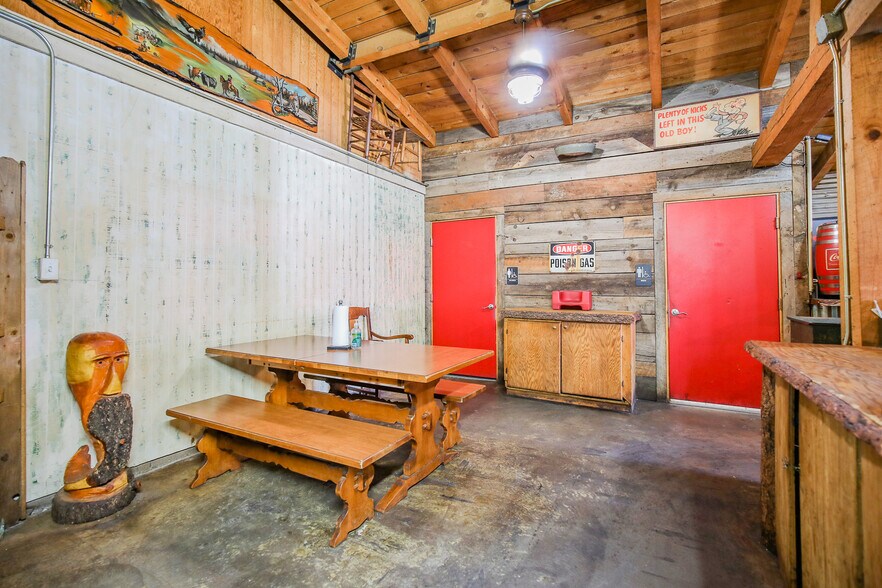 More Photos Of 105 James Canyon Highway, Cloudcroft Restaurant For Sale