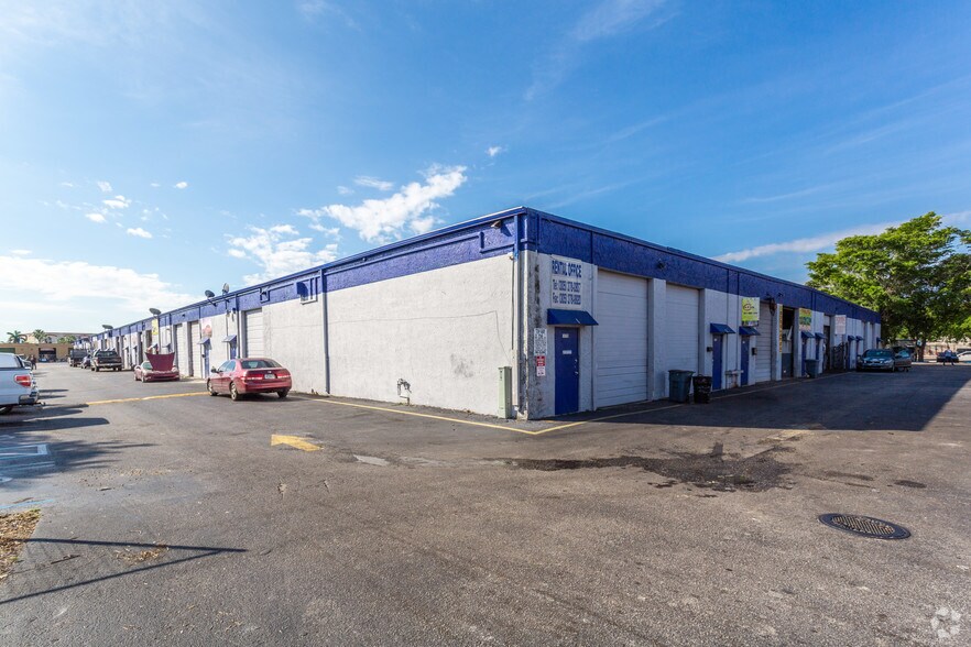 More Photos Of 10700 SW 190th St, Miami Warehouse For Lease