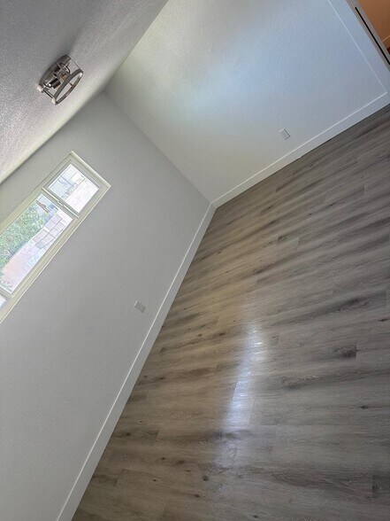 More Photos Of 2030 Sunrise Ave, Las Vegas Apartments For Sale