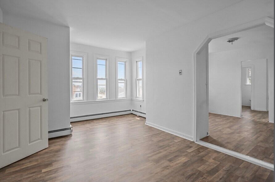 More Photos Of 49-51 County St, New Bedford Apartments For Sale