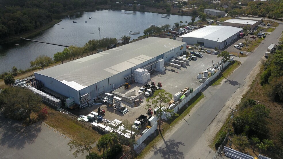 More Photos Of 17550 East St, North Fort Myers Warehouse For Lease