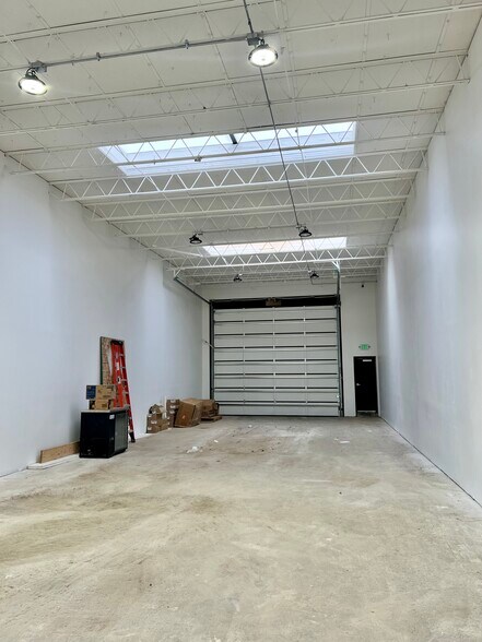 More Photos Of 1642 Beason St, Baltimore Office For Lease