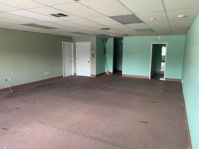 More Photos Of 2484 W State Road 434, Longwood Storefront Retail Office For Lease