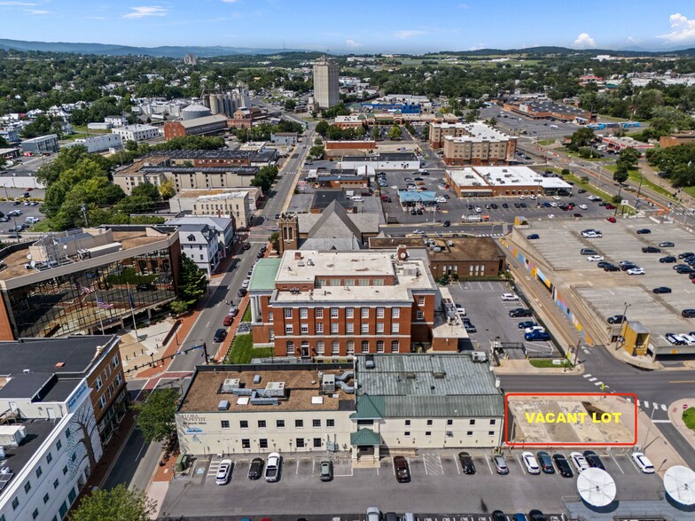 More Photos Of 90 N Main St, Harrisonburg Office For Sale