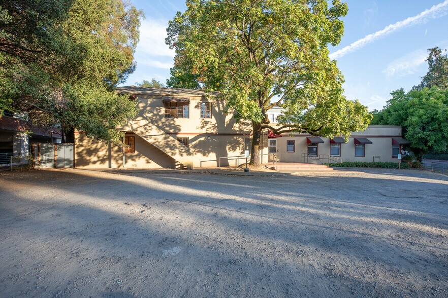 More Photos Of 534 B St, Santa Rosa Medical For Sale
