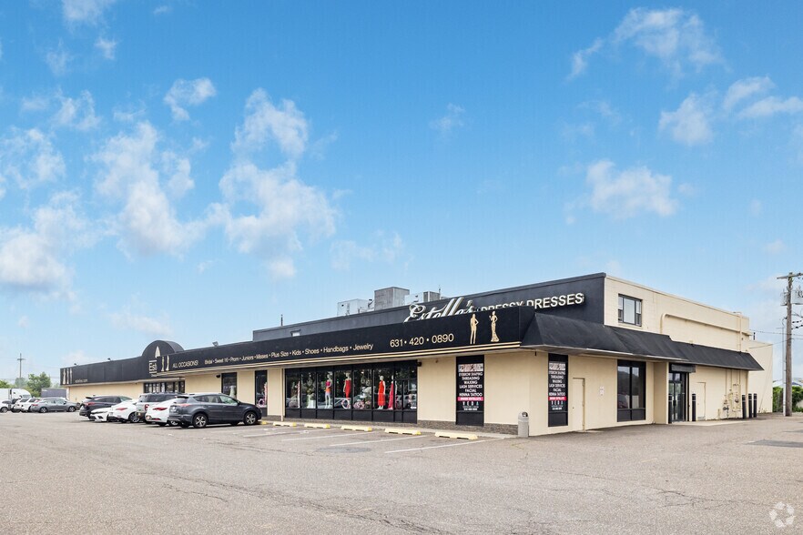 Primary Photo Of 1600 Broadhollow Rd, Farmingdale Warehouse For Sale