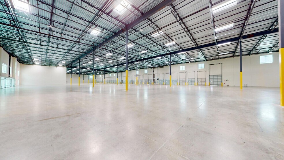 More Photos Of 33580 Zeiders Rd, Menifee Distribution For Sale