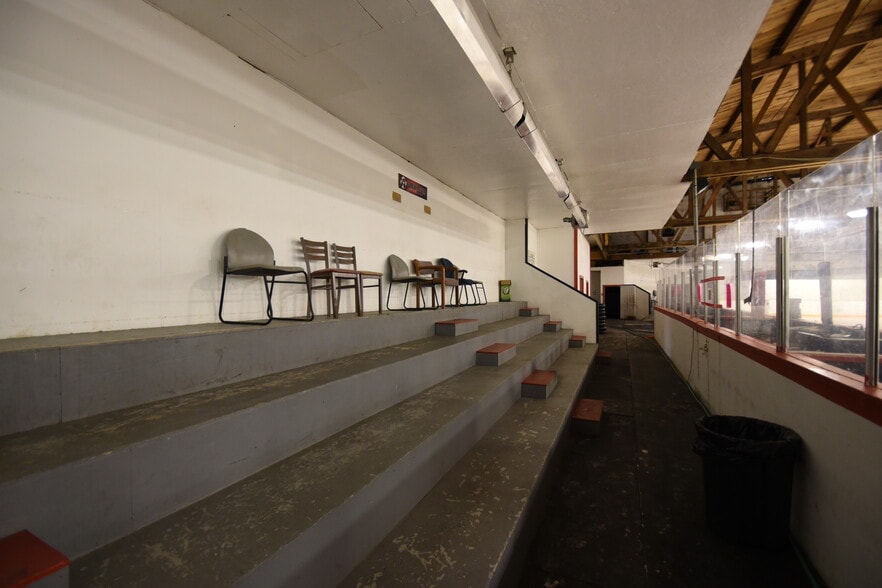 More Photos Of 1401-1405 5th Ave N, Fargo Warehouse For Lease