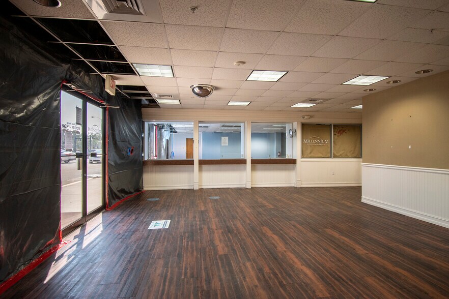 More Photos Of 2525 Harbor Blvd, Port Charlotte Medical For Lease