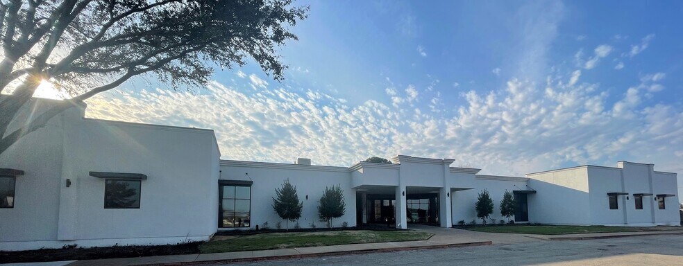 Primary Photo Of 4109 City Point Dr, North Richland Hills Office For Lease