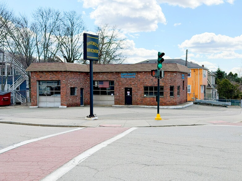 More Photos Of 250 Orchard St, Watertown General Retail For Sale