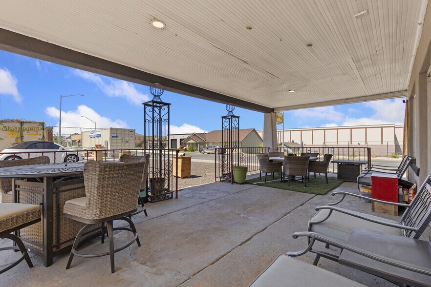 More Photos Of 280 S Main St, Brighton Storefront Retail Residential For Sale