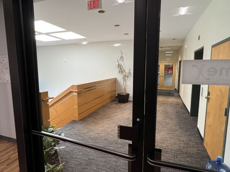 More Photos Of 36 E Industrial Rd, Branford Research And Development For Lease