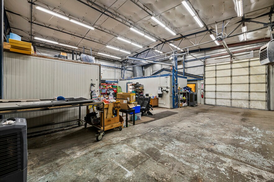 More Photos Of 971 Margaret Ave, Salt Lake City Service For Sale