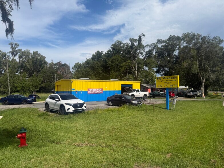 More Photos Of 1325 E Jefferson St, Brooksville Auto Repair For Lease