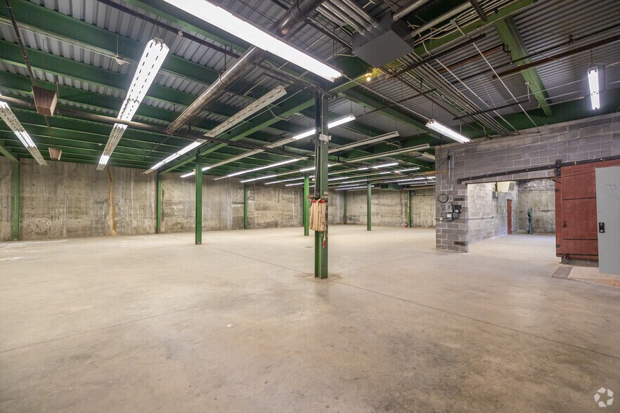 More Photos Of 1 Main St, Shirley Light Distribution For Lease