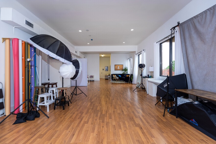 More Photos Of 2436 E University Dr, Auburn Storefront Retail Office For Lease