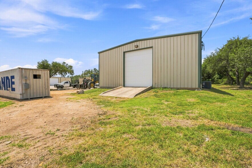 More Photos Of 7748 E US Highway 290, Johnson City Warehouse For Sale