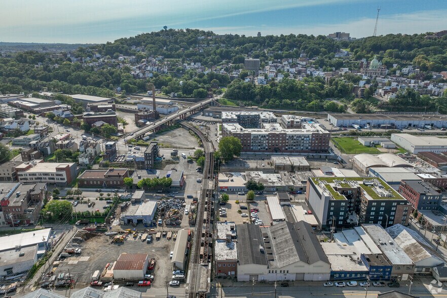 More Photos Of 102 33rd St, Pittsburgh Warehouse For Sale