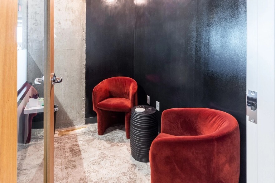 More Photos Of 60 S 6th St, Minneapolis Coworking Space