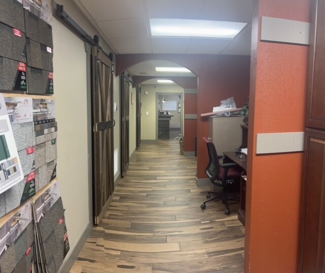 More Photos Of 1517 N Orange Blossom Trl, Orlando Office For Lease