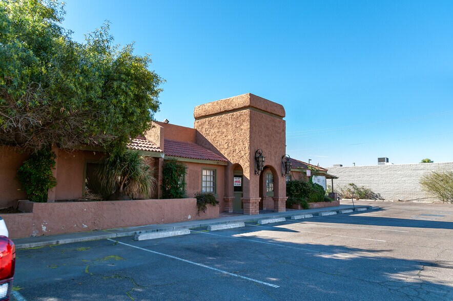 More Photos Of 1123 W Broadway Rd, Tempe Manufacturing For Sale